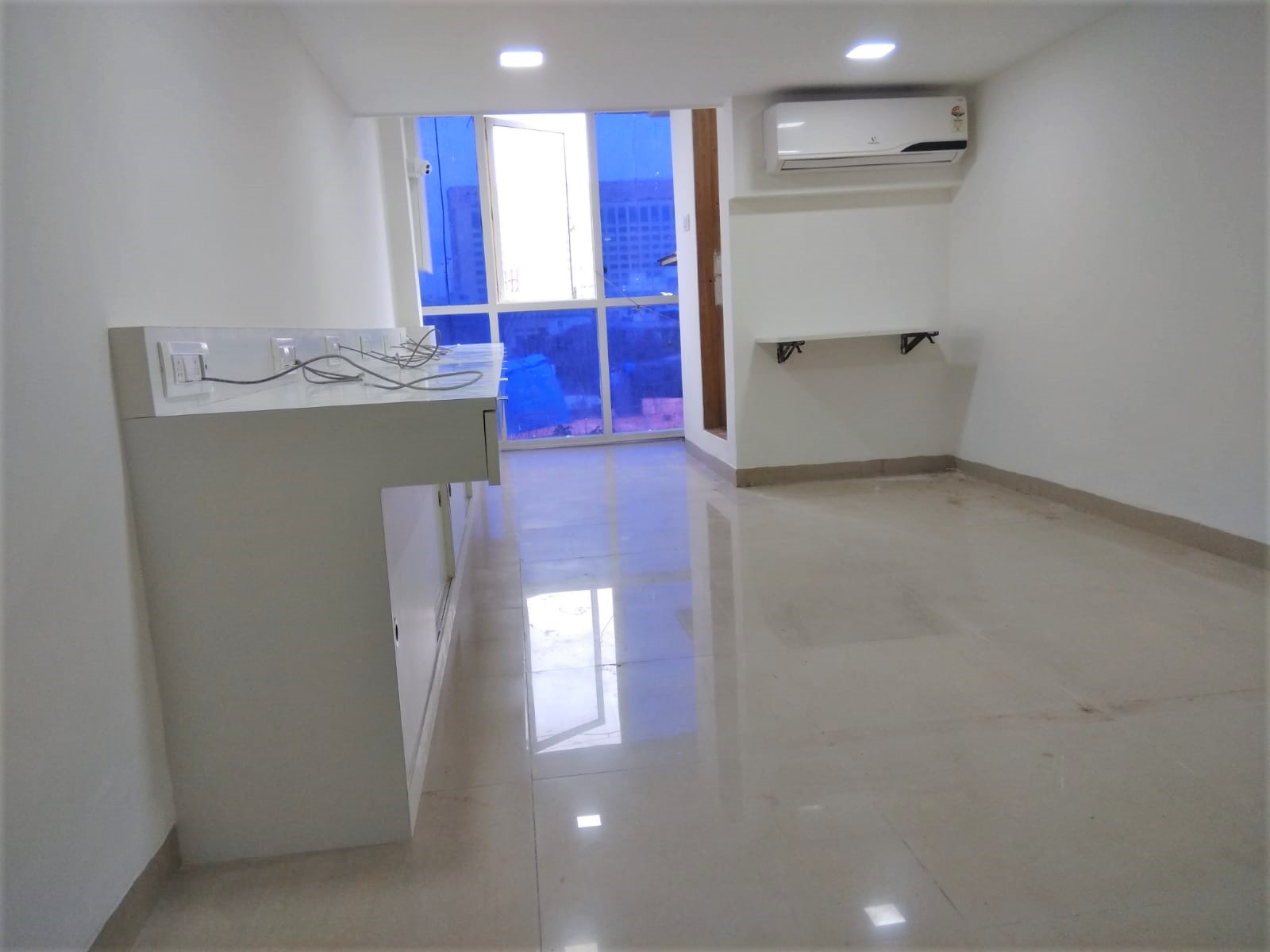 Mohid Heights Tower interior 2